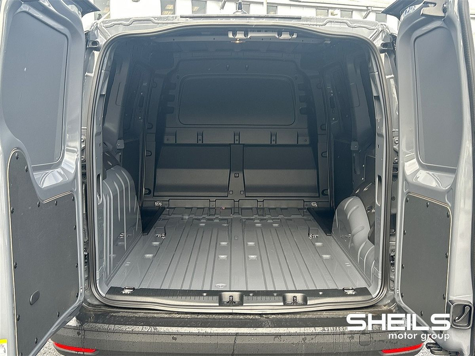 2026 Ford Transit Connect - image 9