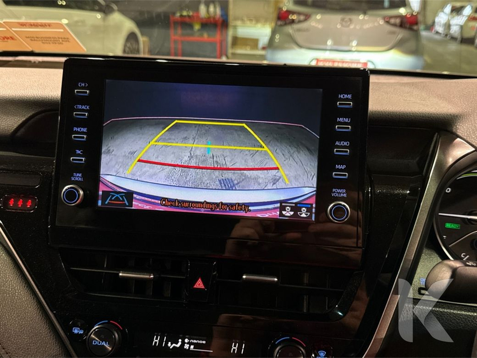 2022 Toyota Camry 2.5 AUTOMATIC - HYBRID - MULTI FUNCTION STEERING WHEEL - CRUISE CONTROL - LANE KEEP ASSIST - REVERSE CAMERA €30,950