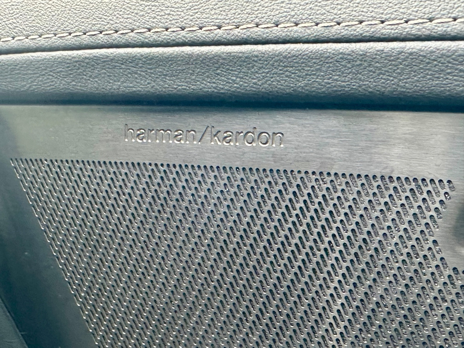 2025 Volvo XC90 - image 12