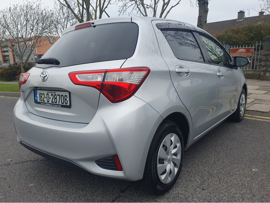 2018 Toyota Yaris - image 6