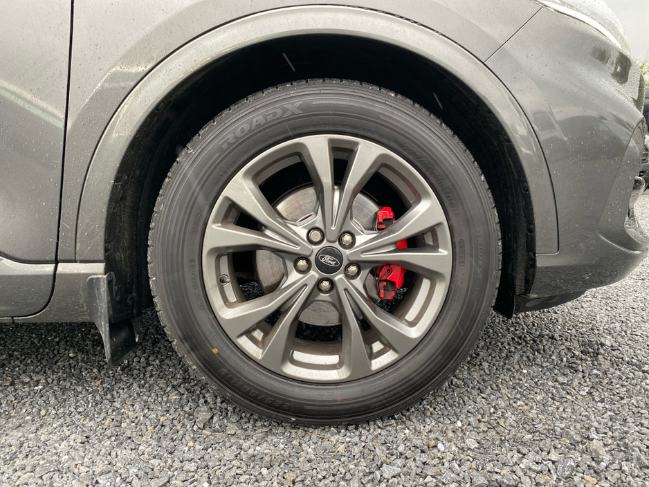 2021 Ford Kuga - image 20