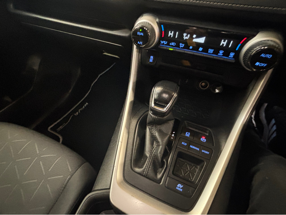 2022 Toyota Rav4 RAV4 HYBRID LUNA 4DR AUTO €34,499