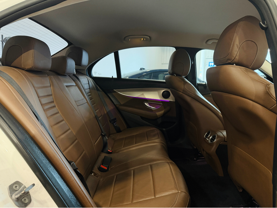 2018 Mercedes-Benz E Class - image 13