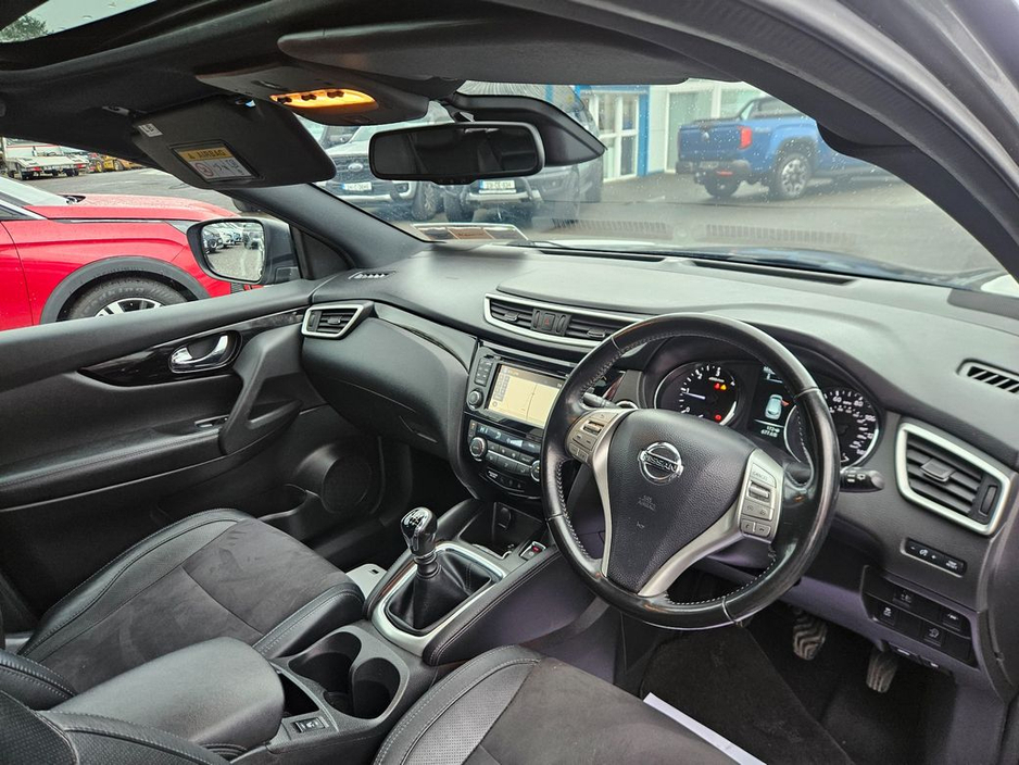 2017 Nissan Qashqai 1.5 DCI N-vision 110PS 5DR €14,500