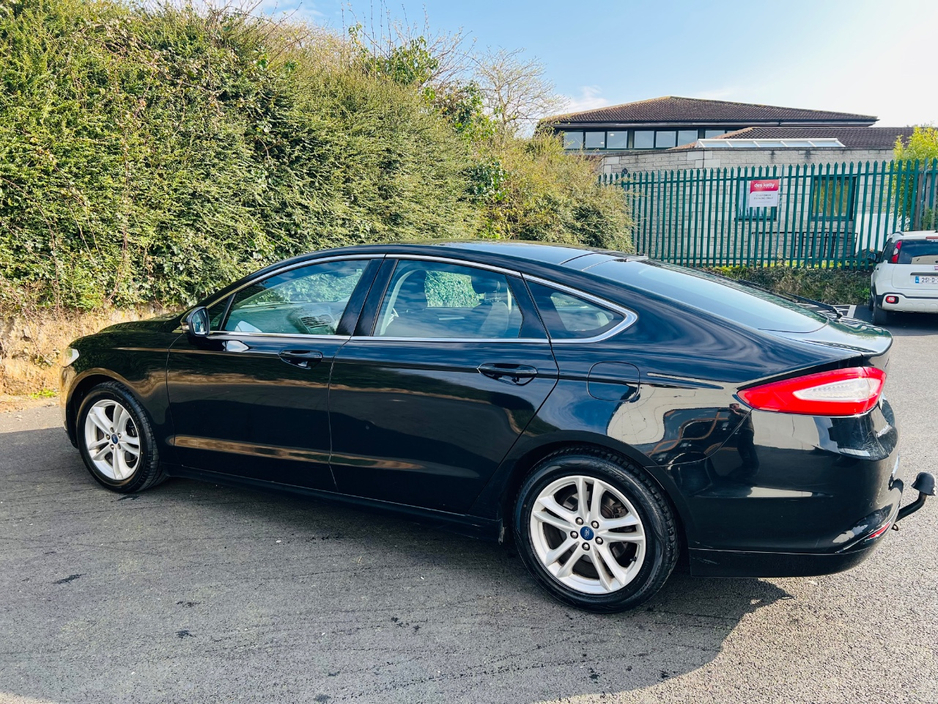 2016 Ford Mondeo - image 9