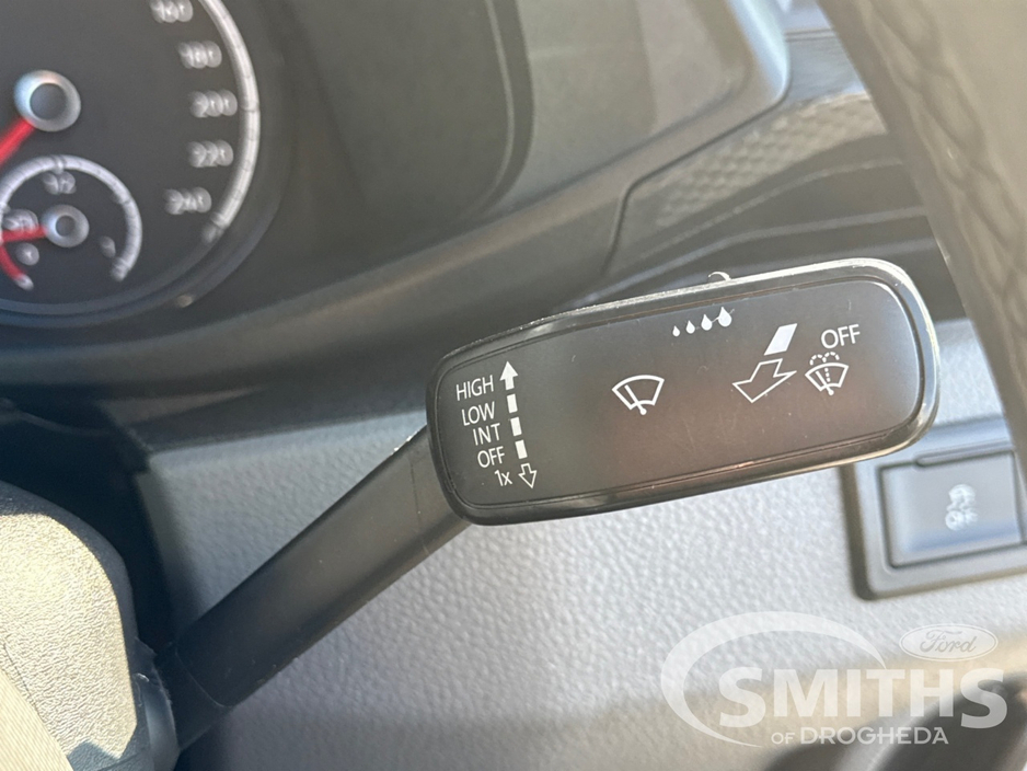 2024 Volkswagen Transporter - image 25