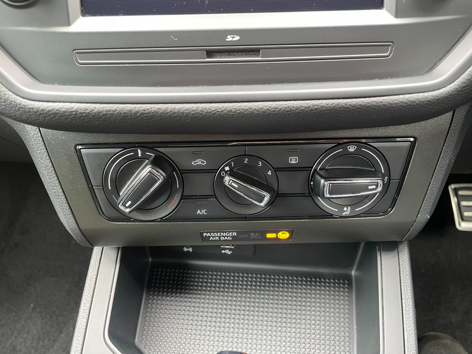 2020 SEAT Ibiza - image 16