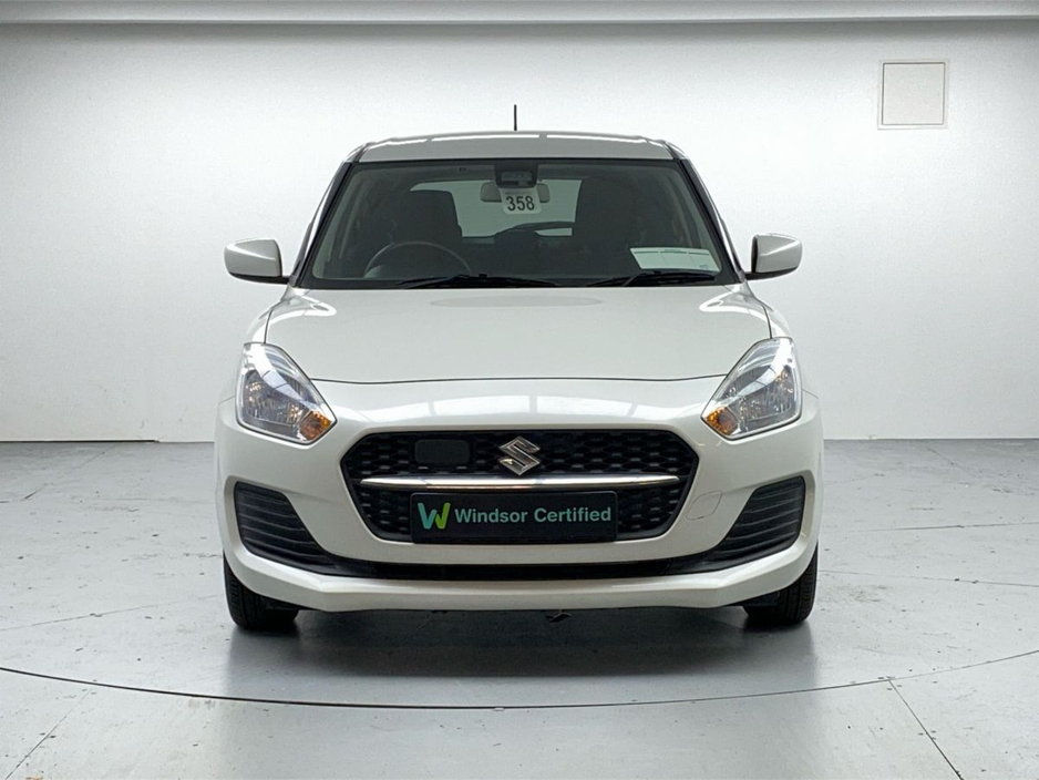 2022 Suzuki Swift - image 8