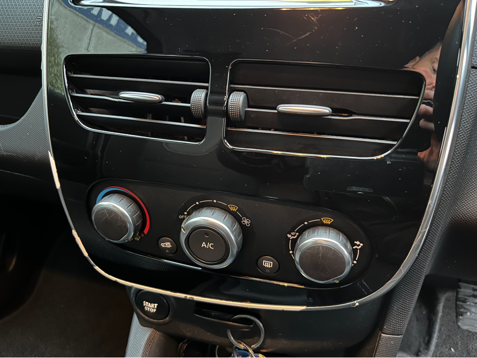 2015 Renault Clio IV DYNAMIQUE 1.2 PETROL €7,950