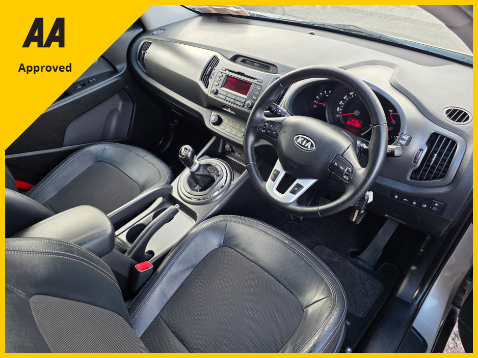 2012 Kia Sportage - image 12