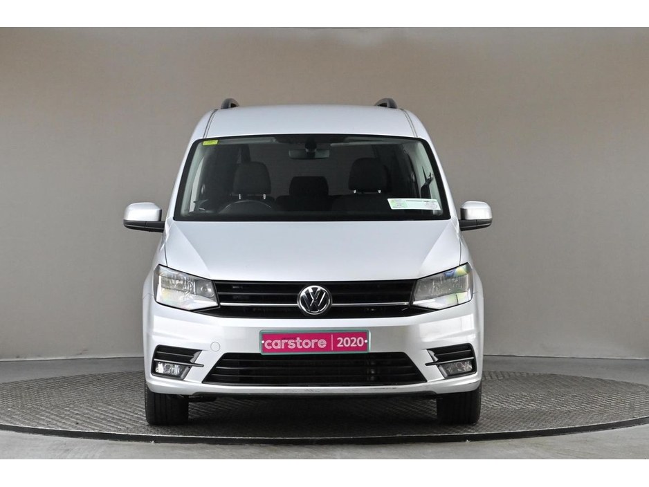 2020 Volkswagen Caddy - image 2