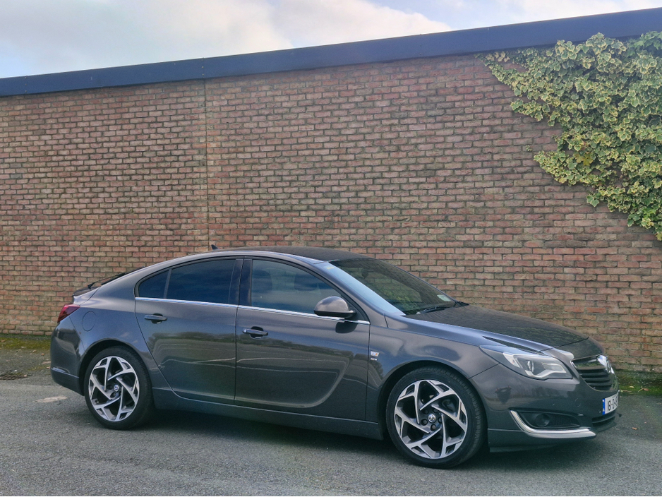 2016 Vauxhall Insignia - image 21