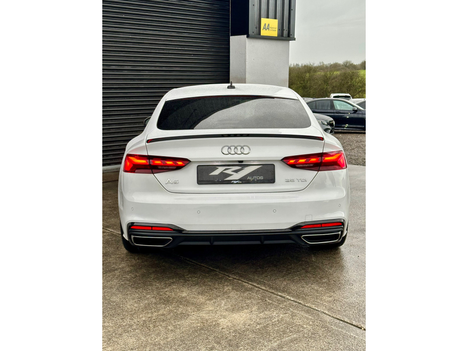 2022 Audi A5  €40,995