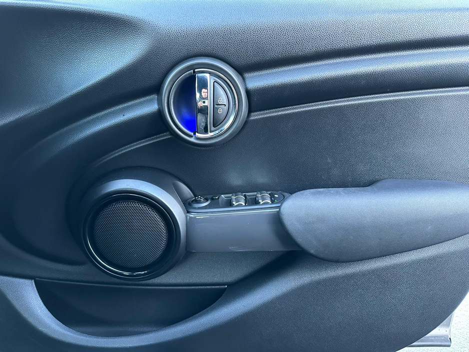 2020 MINI Cooper 1.5 SPORT SPT5 136BHP SERVICE HISTORY €17,750