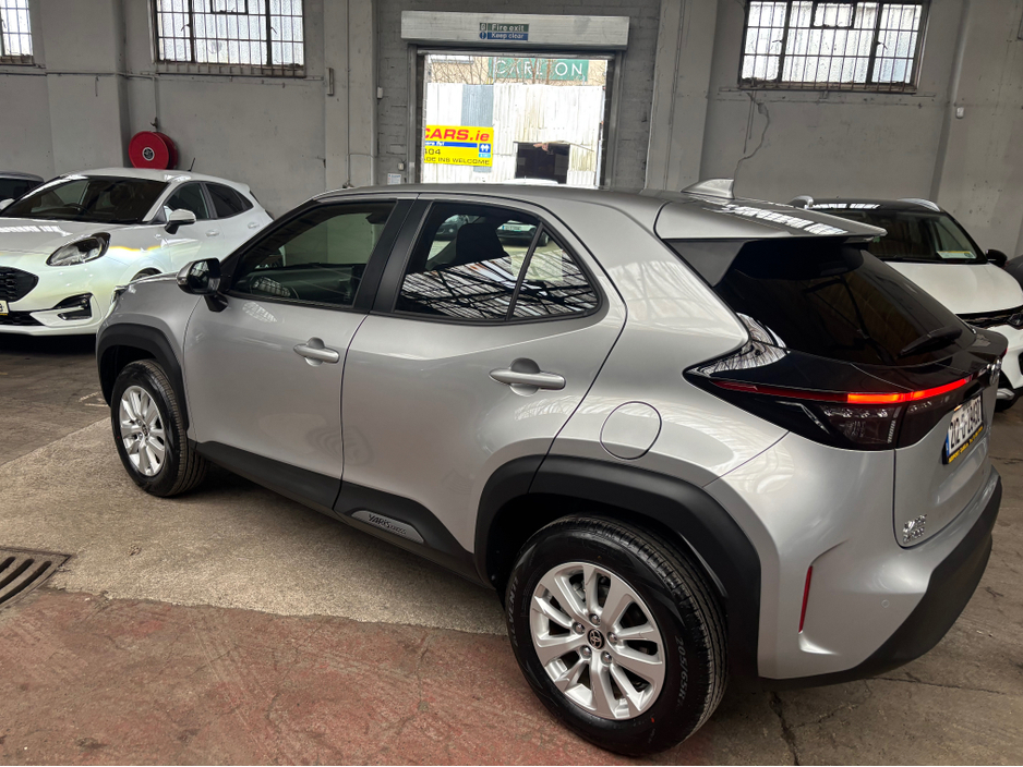 2021 Toyota Yaris Cross 1.5 Hybrid Automatic Only 68000 kms €21,499