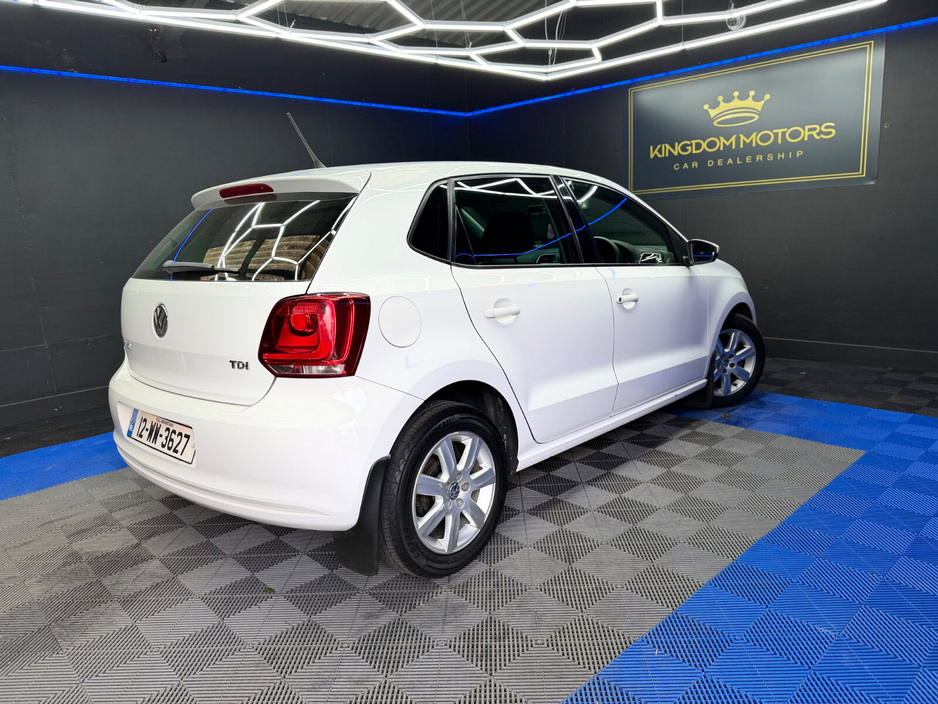 2012 Volkswagen Polo - image 13