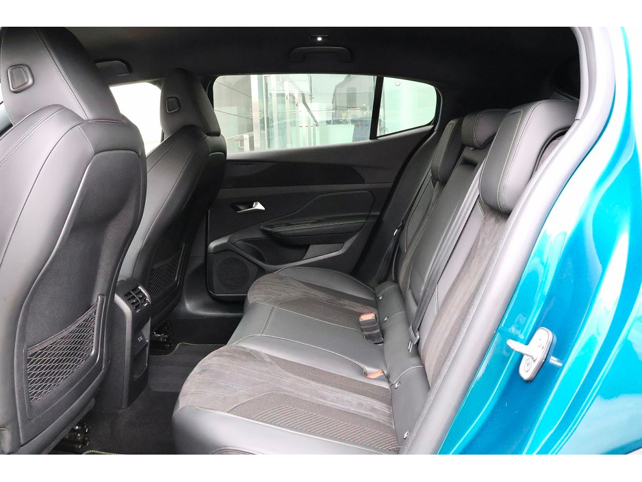 2023 Peugeot 408 - image 14