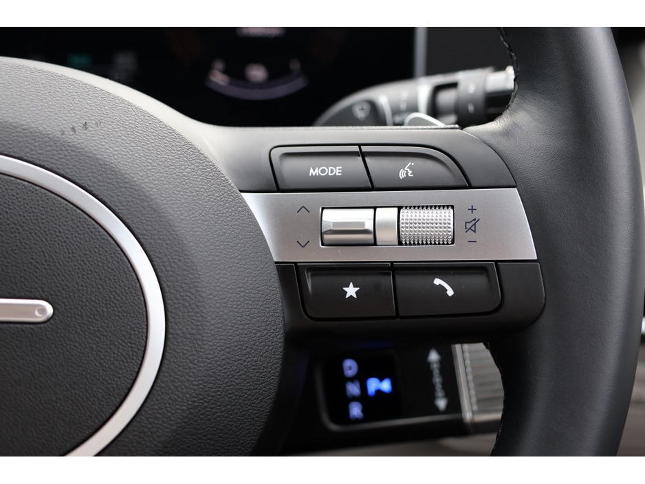 2025 Hyundai Tucson - image 11