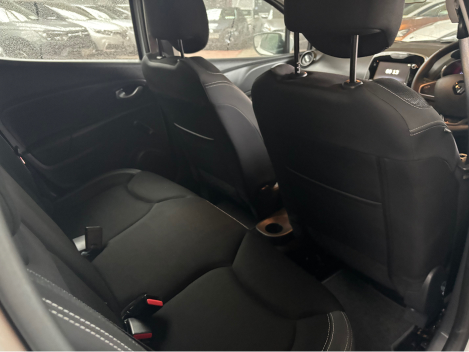 2019 Renault Clio - image 15