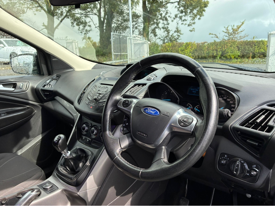 2014 Ford Kuga ZETEC 2.0 TDCI 140 BHP €6,950