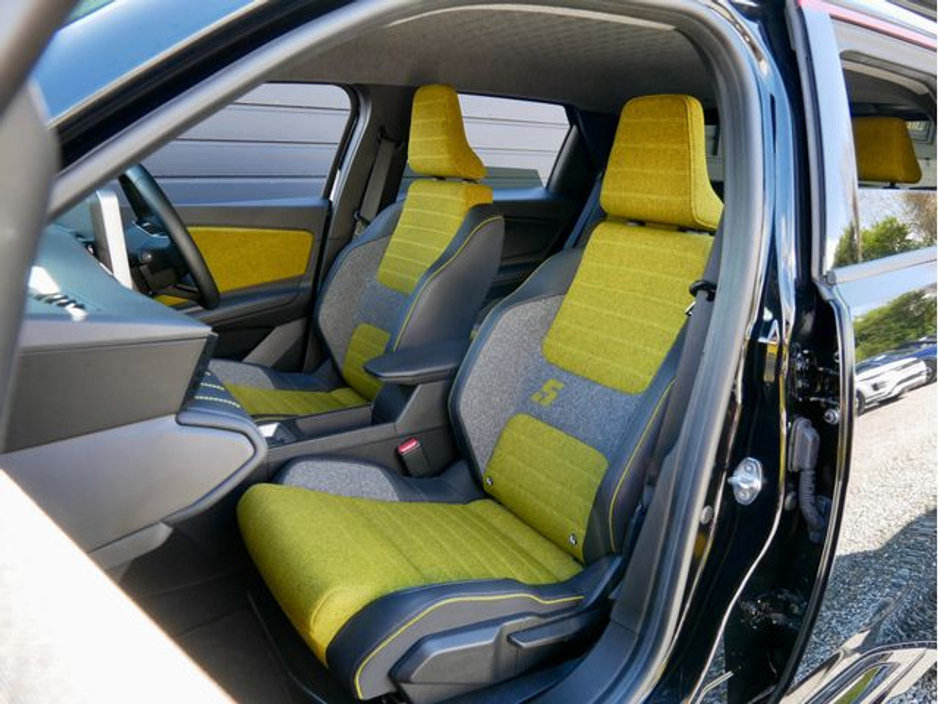 2025 Renault 5 - image 19