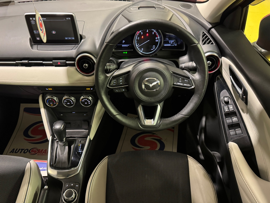 2016 Mazda Demio - image 7