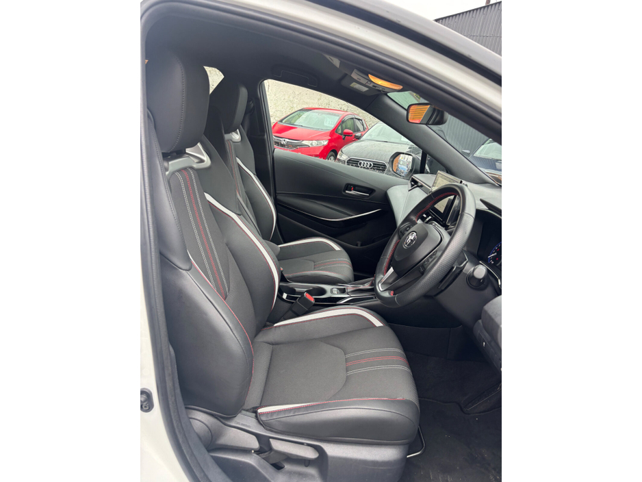 2023 Toyota Corolla 2.0 Hybrid GR Sport Hatchback €32,500