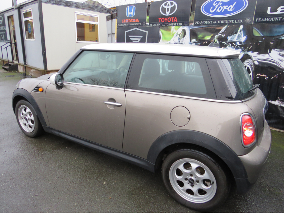 2013 MINI Hatch 3DR COOPER DIESEL FRESH NCT 27 LOW MILES €4,999