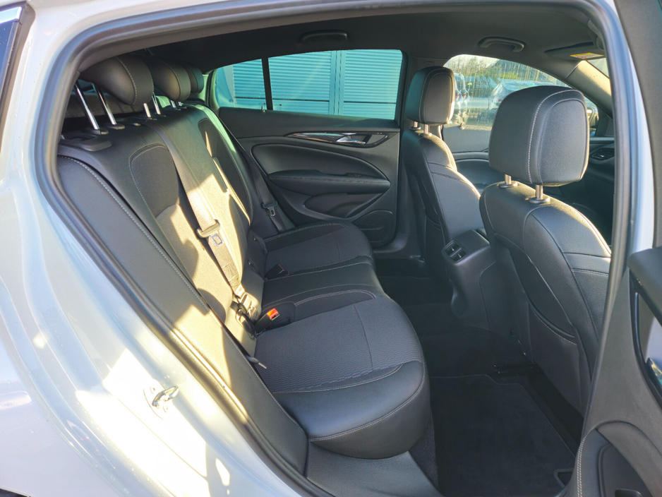 2021 Opel Insignia SRI 1.5D 122PS S/S FWD 6 Speed €19,500