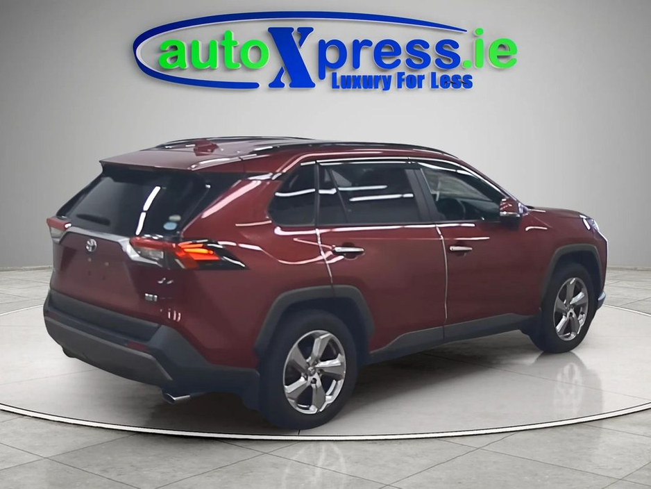 2020 Toyota Rav4 - image 10