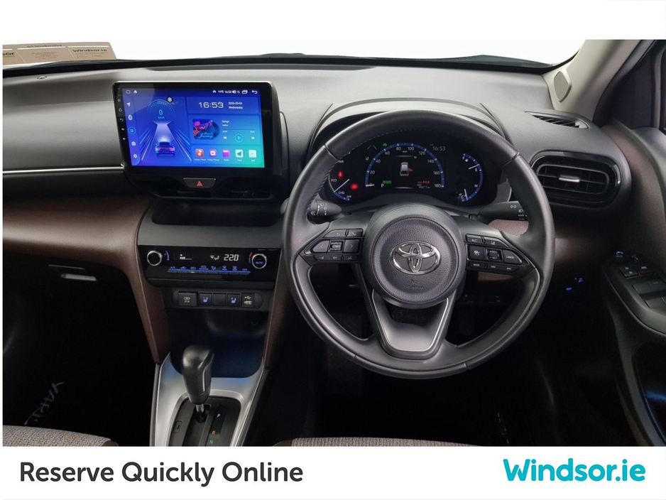 2020 Toyota Yaris Cross - image 3