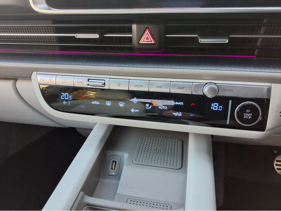 2023 Hyundai Ioniq 6 - image 16