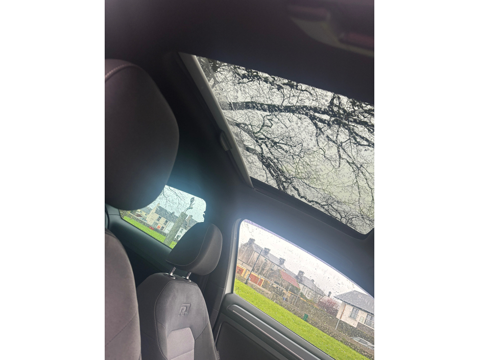 2017 Volkswagen Golf 2.0 TDI R-LINE EDITION 3DR WITH S/R €12,995