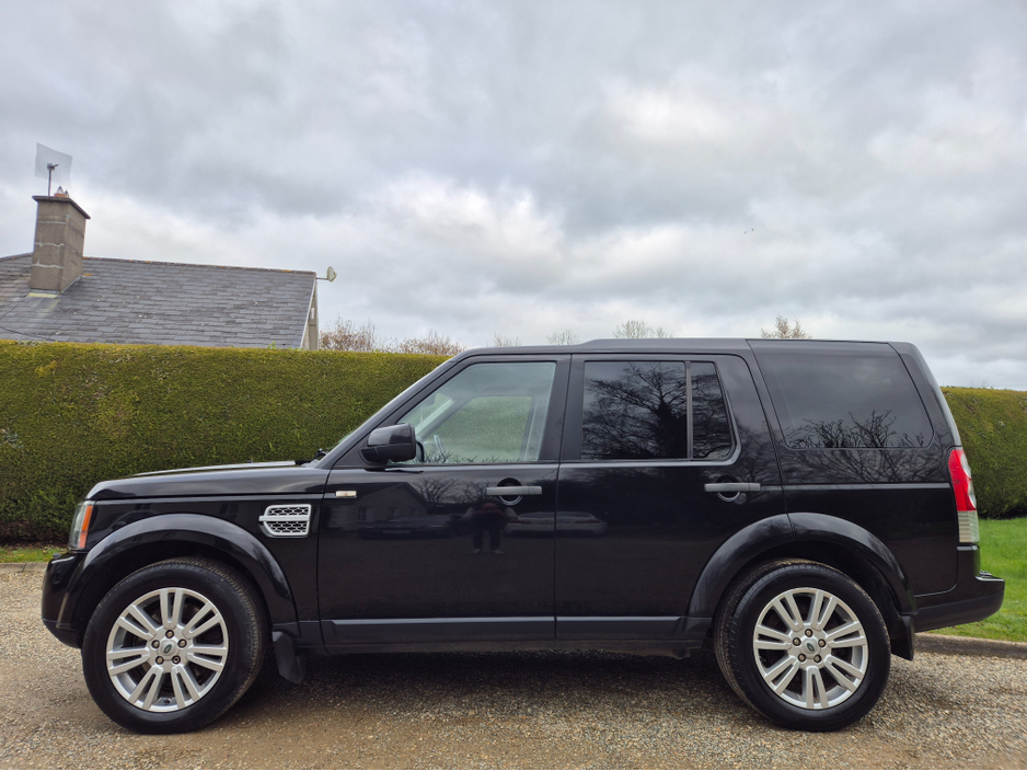 2013 Land Rover Discovery - image 15
