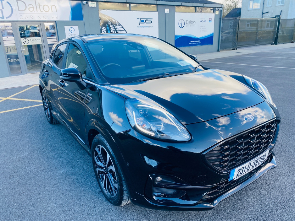 2023 Ford Puma - image 3