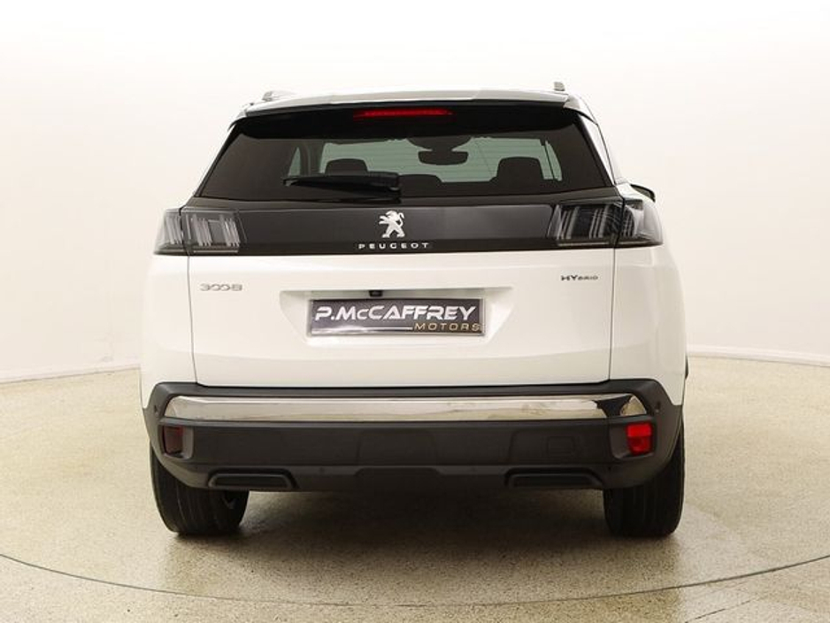2021 Peugeot 3008 - image 6