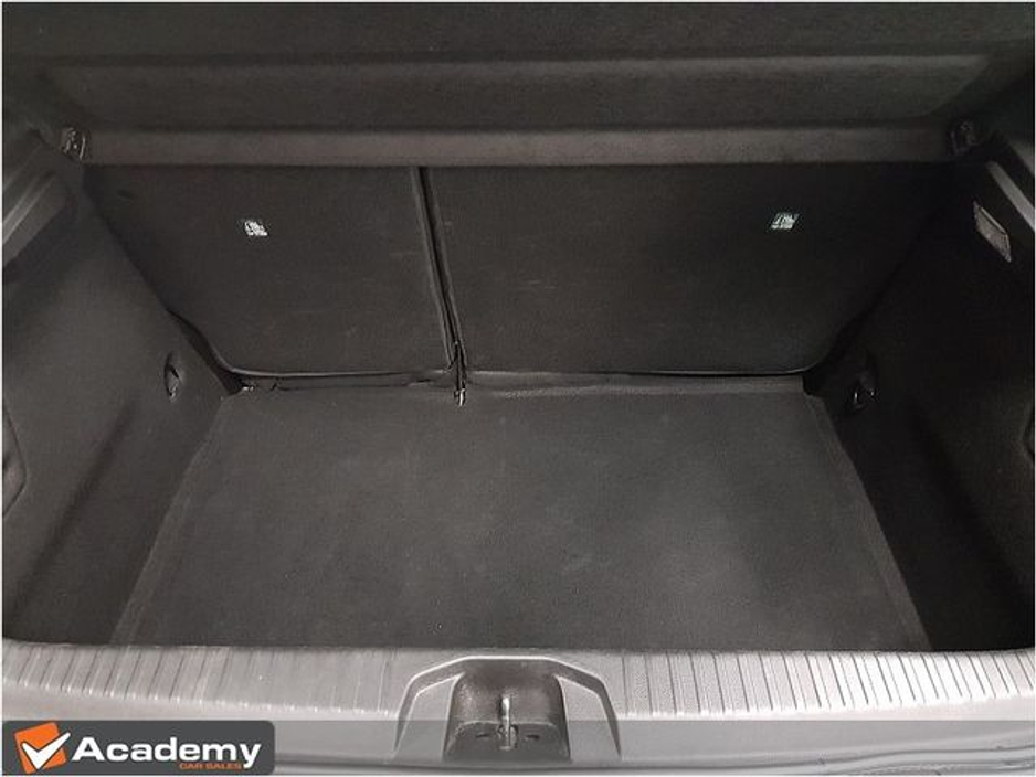 2023 Renault Clio - image 15