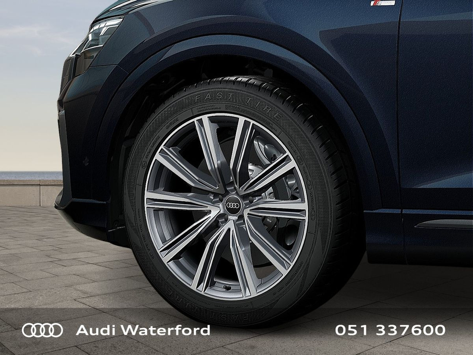 2026 Audi Q8 - image 5