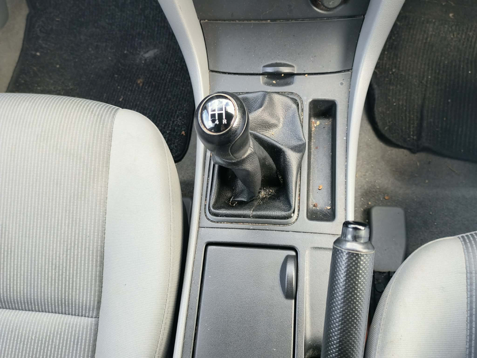 2007 Mazda Mazda3 - image 13