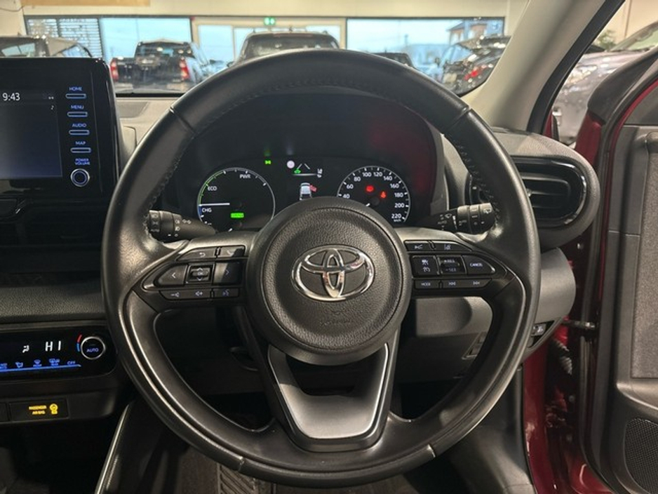 2021 Toyota Yaris HYBRID LUNA 4DR AUTO €22,950