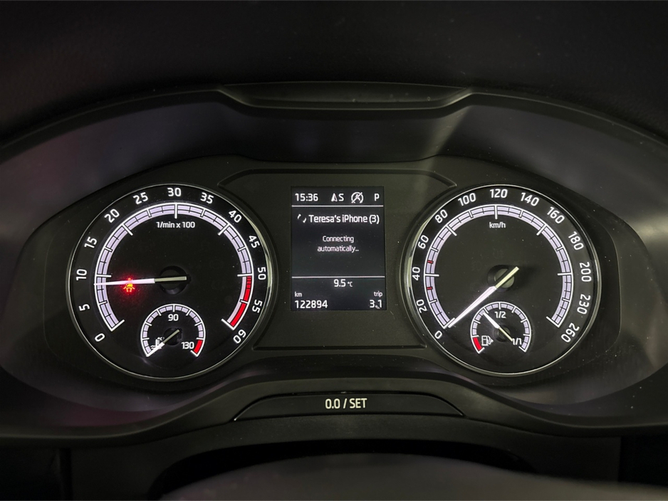 2018 Skoda Kodiaq STYLE 2.0 TDI 150HP DSG**7 SEATER**PANORAMIC SUNROOF**BLACK LEATHER INTERIOR**TOUCH SCREEN MEDIA DISPLAY**REVERSE CAMERA**PARKING SENSORS**DUAL CLIMATE CONTROL**APPLE CARPLAY** €23,995