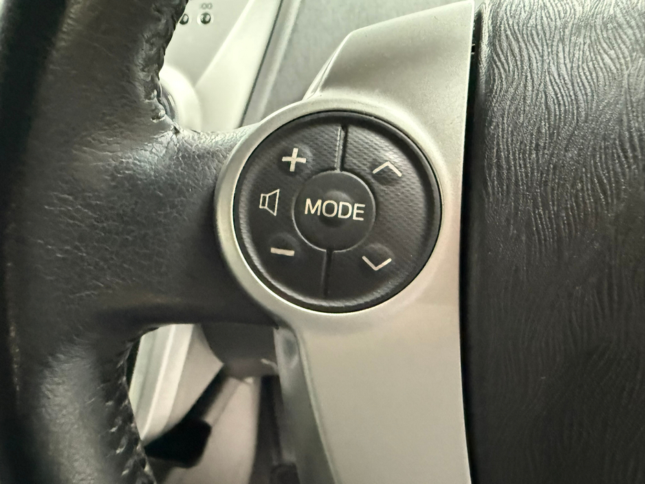 2013 Toyota Prius  €12,490