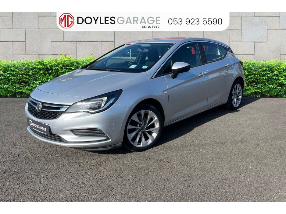 2016 Vauxhall Astra - image 7