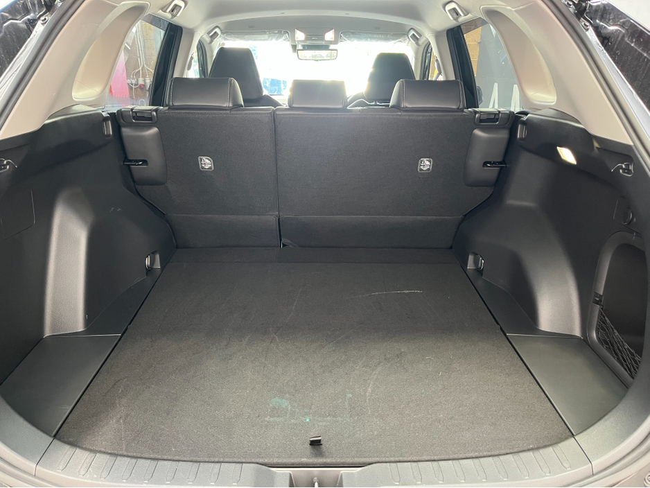 2025 Toyota Rav4 - image 7