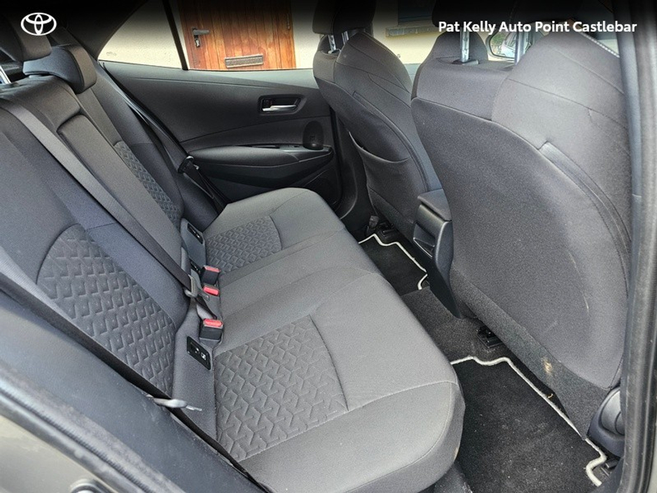 2023 Toyota Corolla - image 11