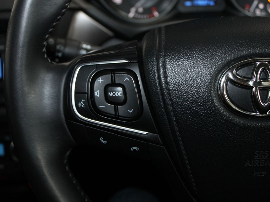 2016 Toyota Avensis - image 21