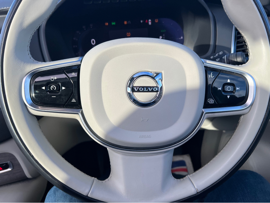 2022 Volvo XC90 ULTIMATE T8 RECHARGE AWD