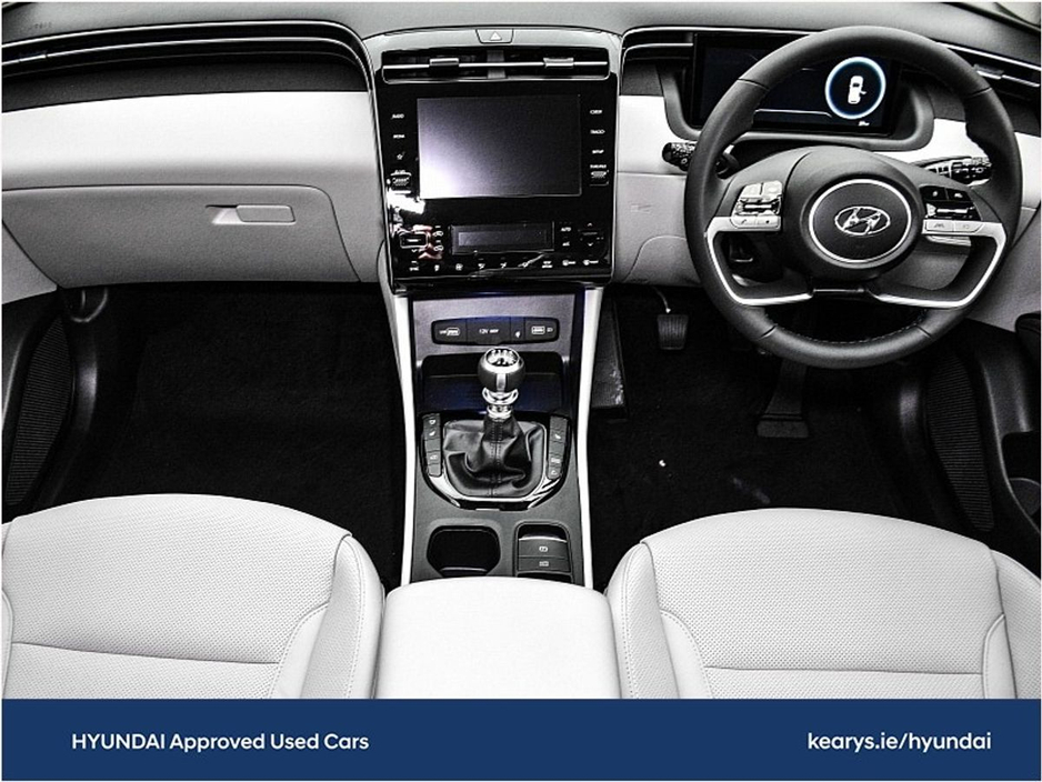 2022 Hyundai Tucson - image 4