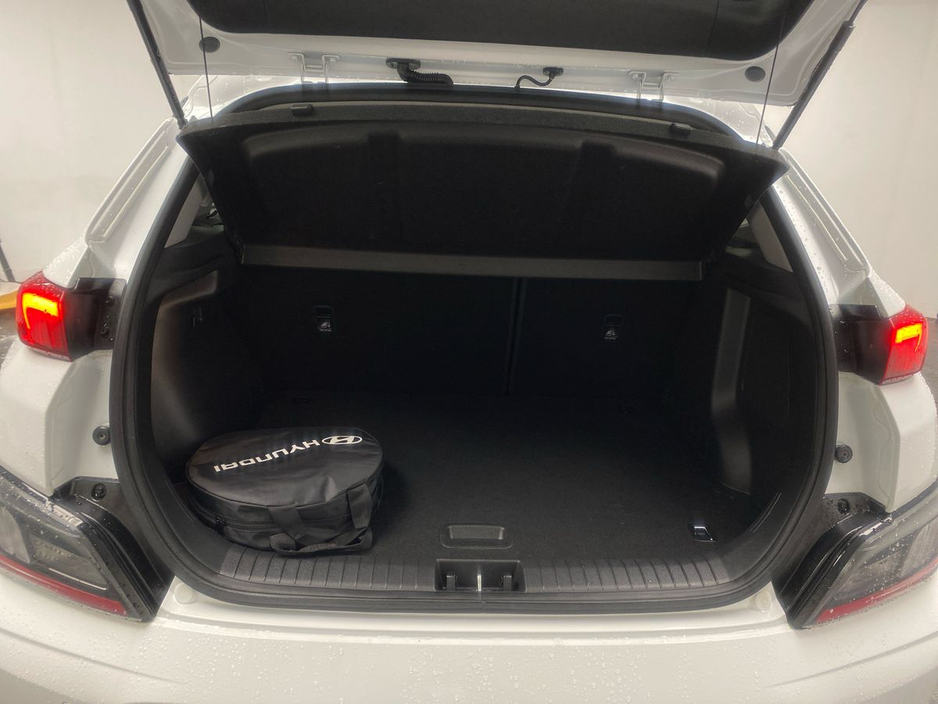 2023 Hyundai Kona - image 10