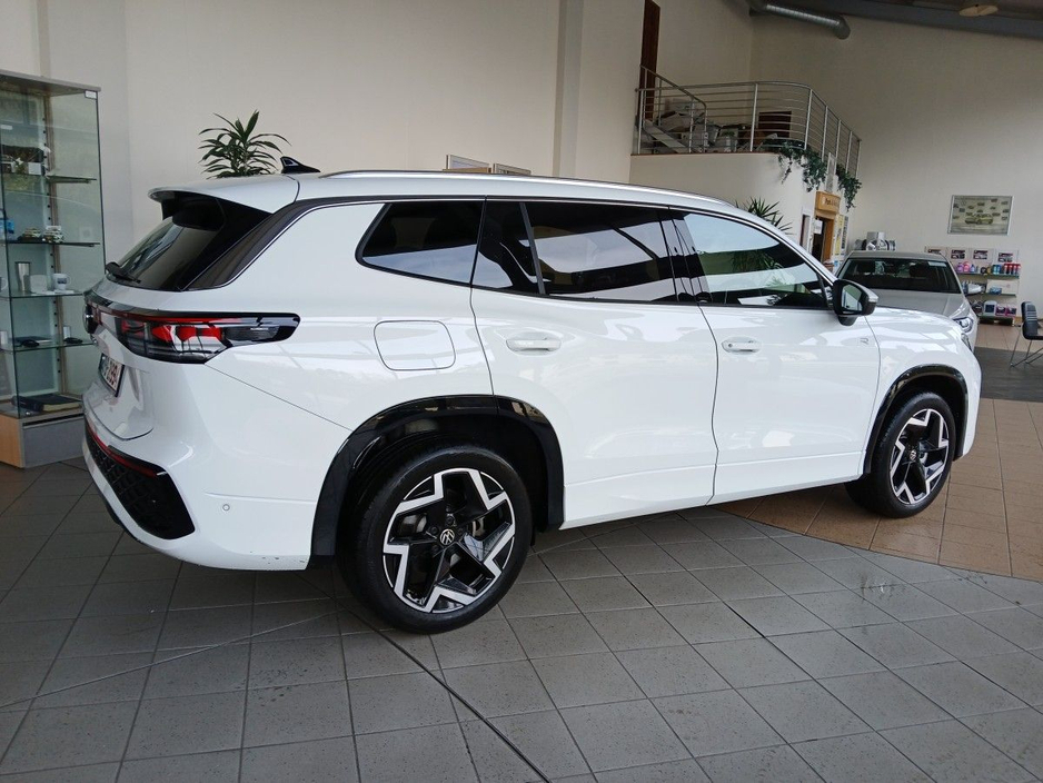 2025 Volkswagen Tayron R-LINE 2.0 TDI 150HP DSG, WHITE, 2KM. €67,750